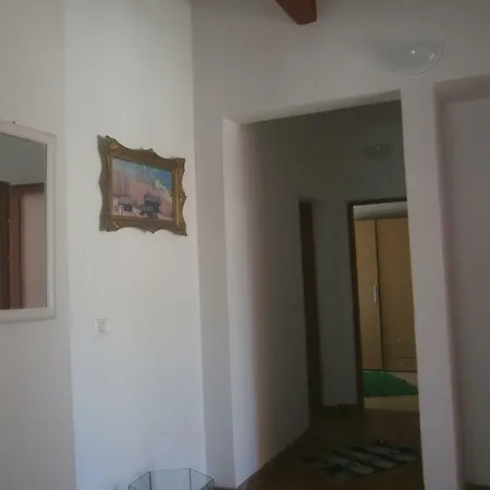 Διαμέρισμα Pula *