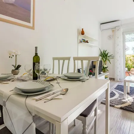 Mika Apartment Pula